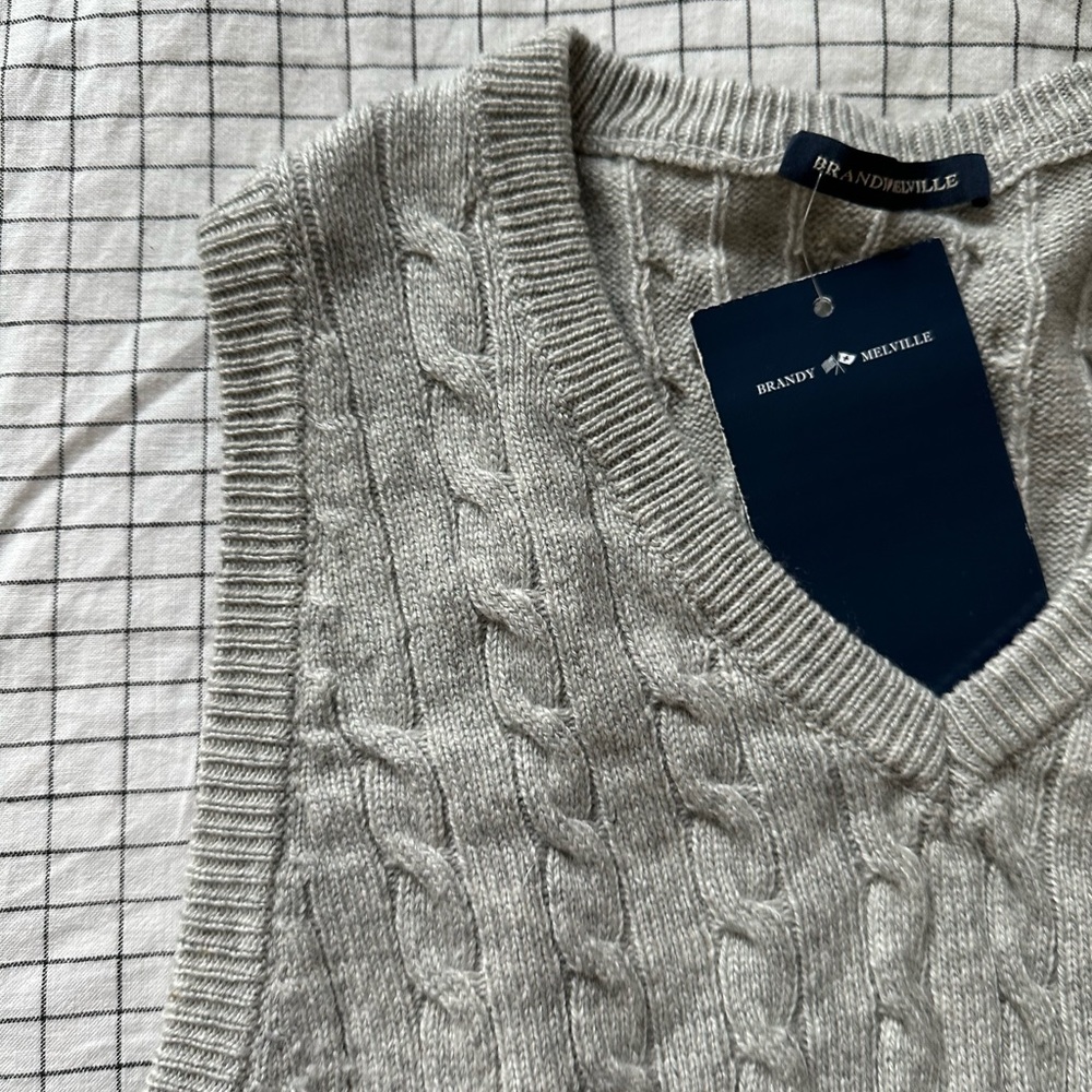brandy melville grey sweater vest